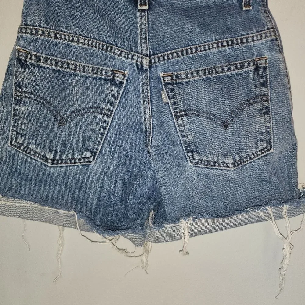 Vintage Levis Silver Tab Denim Jean Shorts Size 10
